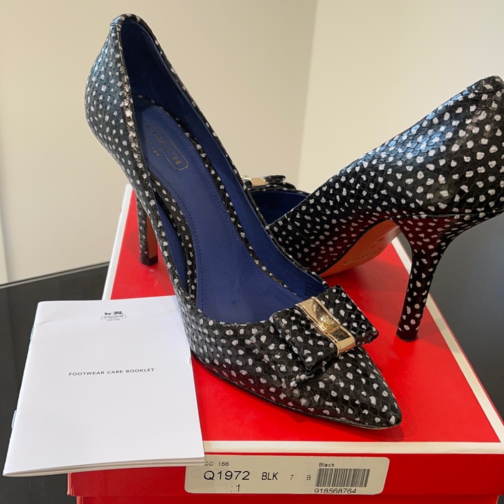 Coach shoes with bow details